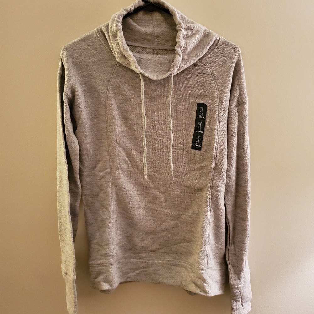 NWT Gap Fit Funnel Neck Sweatshirt in Light Gray